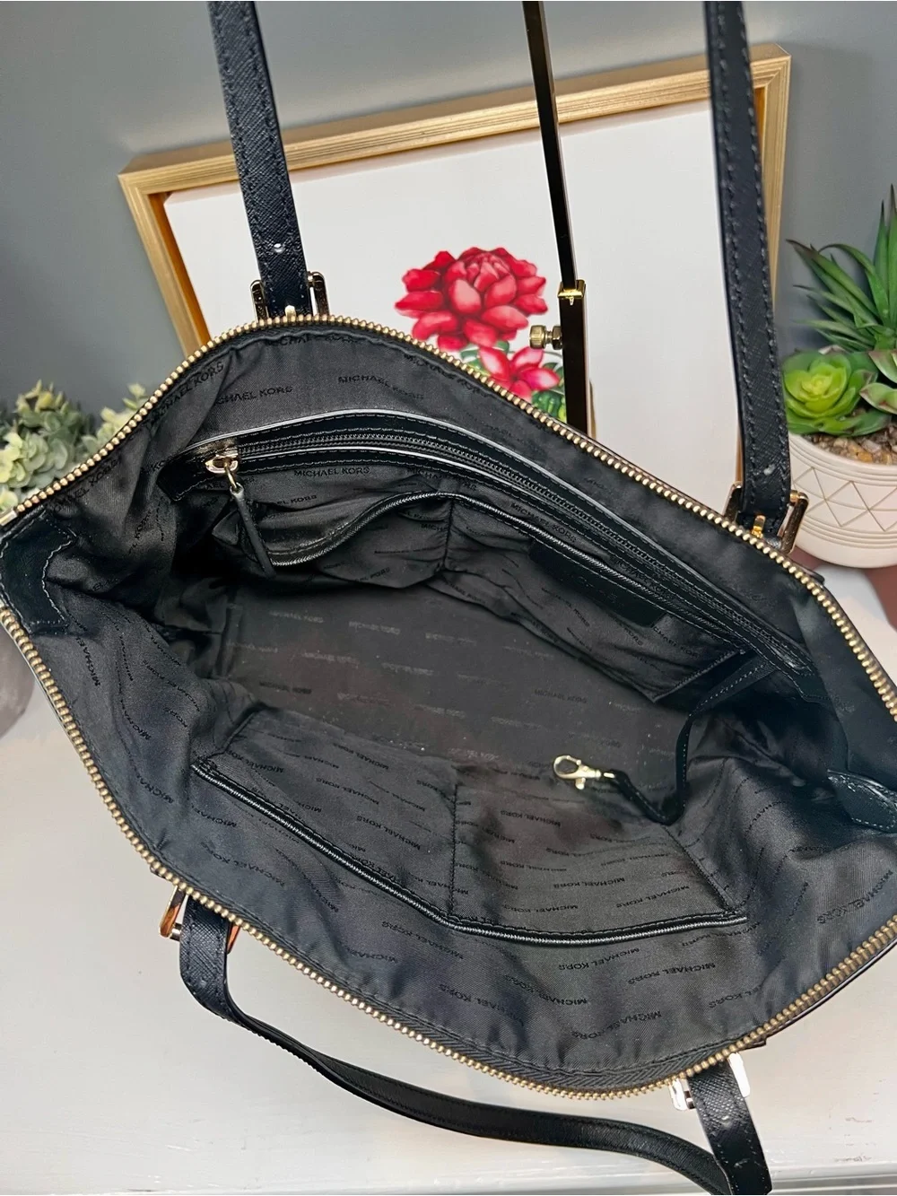 Michael Kors Jet Set Top-Zip Saffiano Leather Tote in black
